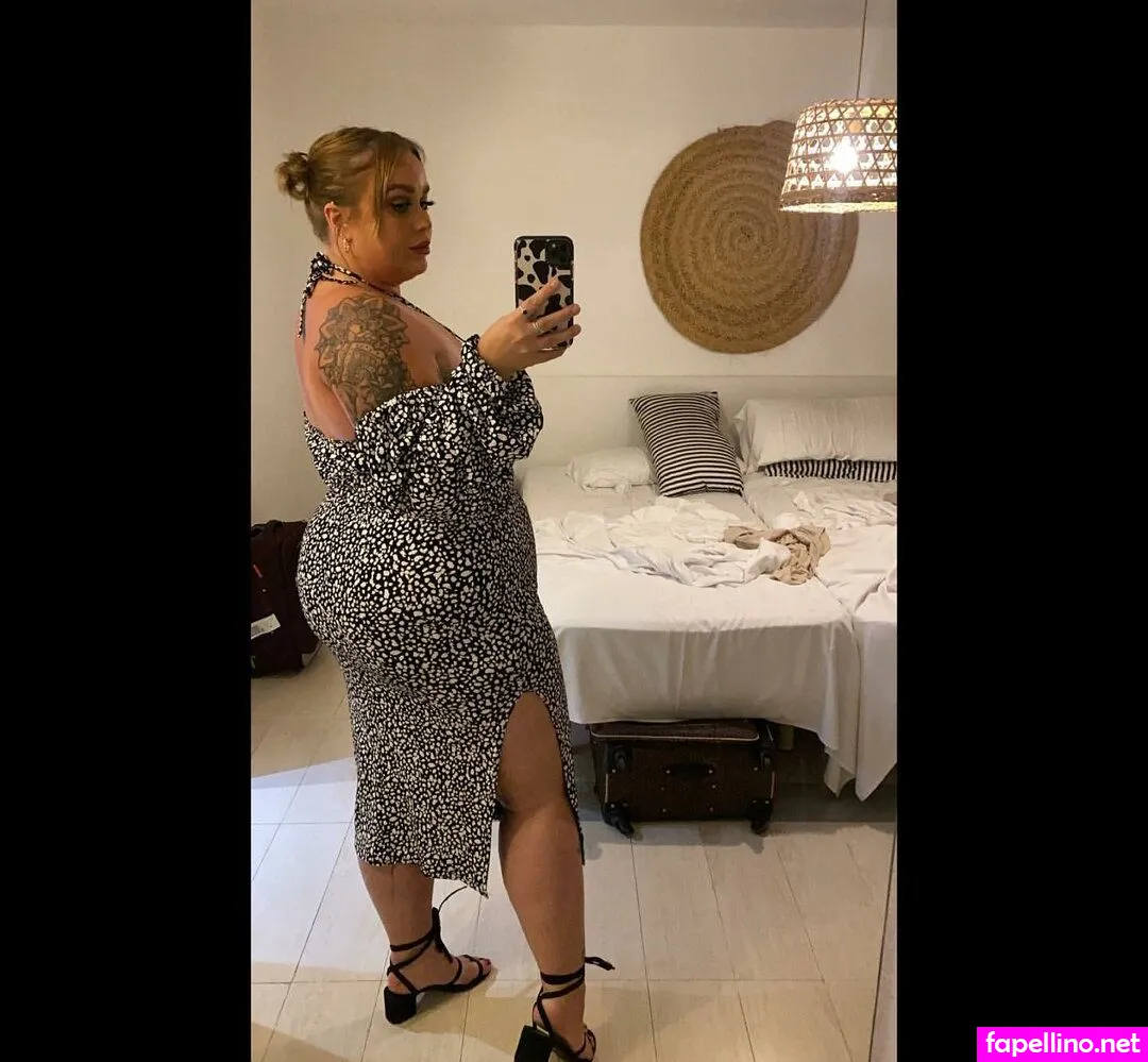 Chloelouisehattonox, https: Nude Leaked OnlyFans Photo #8KEAaGj4Dt