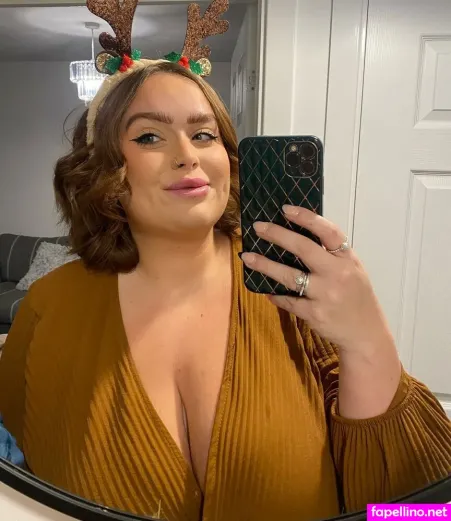 Chloe Hatton OnlyFans Thumbnail #9T37wv9Ros