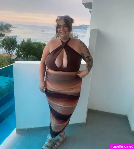 Chloe Hatton OnlyFans Thumbnail #XCFH42ZC1z