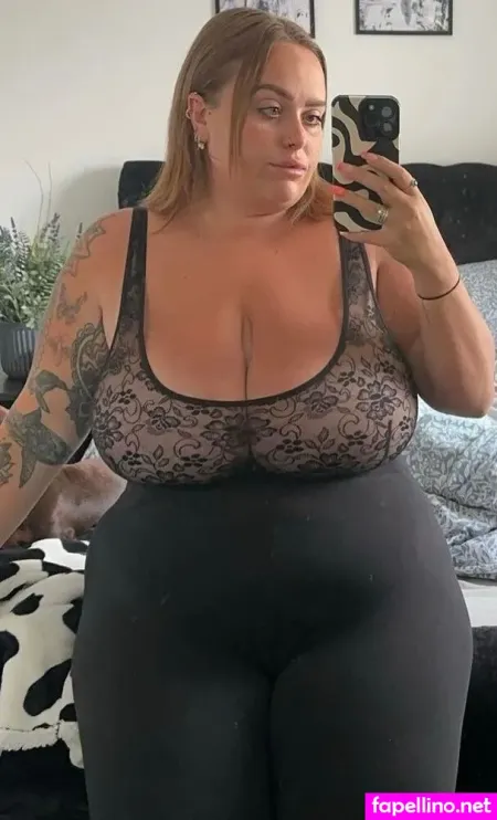Chloe Hatton OnlyFans Thumbnail #Y8BI9EezD5