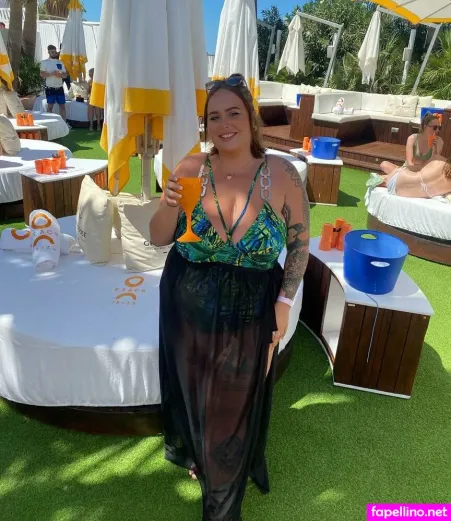 Chloe Hatton OnlyFans Thumbnail #sYF3UUQpmR