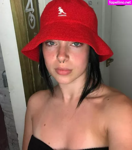 Chloe Hodgson OnlyFans Thumbnail #Hn6qFYKTcB