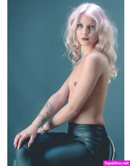Chloe Holden OnlyFans Thumbnail #sEjBeG2smp