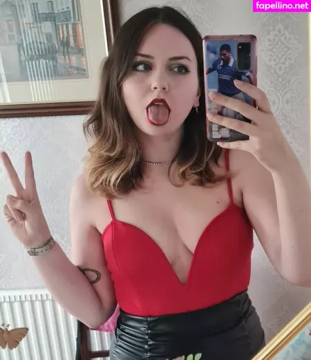 Chloe Holt OnlyFans Thumbnail #cu5ZCBFCdQ