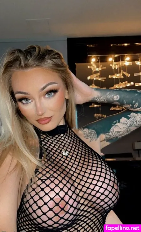 Chloe Houston OnlyFans Thumbnail #dYBU5NhuPq
