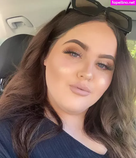 Chloe Jade OnlyFans Thumbnail #KnMhDtN3bt