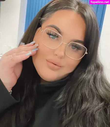Chloe Jade OnlyFans Thumbnail #xsVGdWCJiI