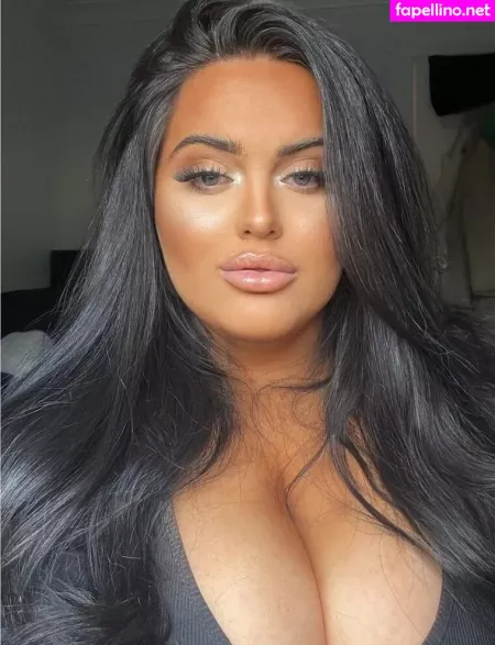 Chloe Jade OnlyFans Thumbnail #yrc4vW0OIF