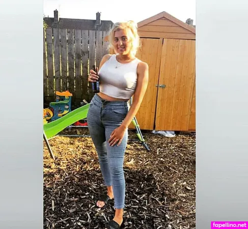 Chloe Joanne Carter OnlyFans Thumbnail #73usAxp7AD