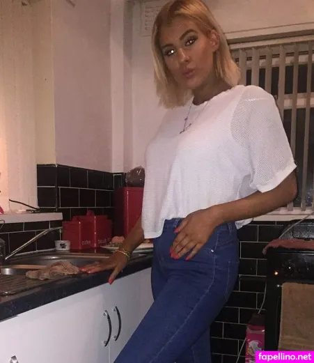 Chloe Joanne Carter OnlyFans Thumbnail #GOZeMGrAWr