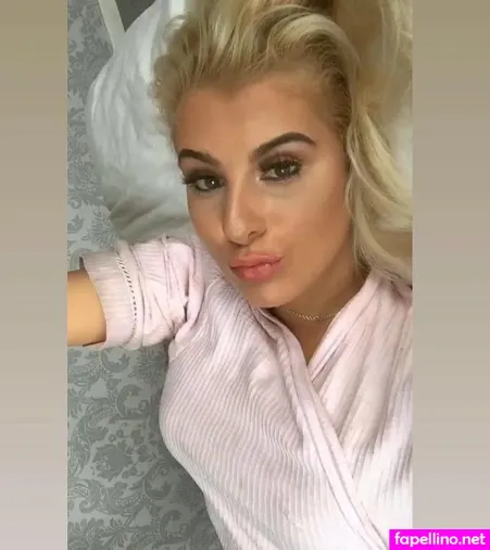 Chloe Joanne Carter OnlyFans Thumbnail #Gu57EbhPLE