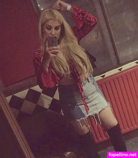 Chloe Joanne Carter OnlyFans Thumbnail #gJzKoJw54U