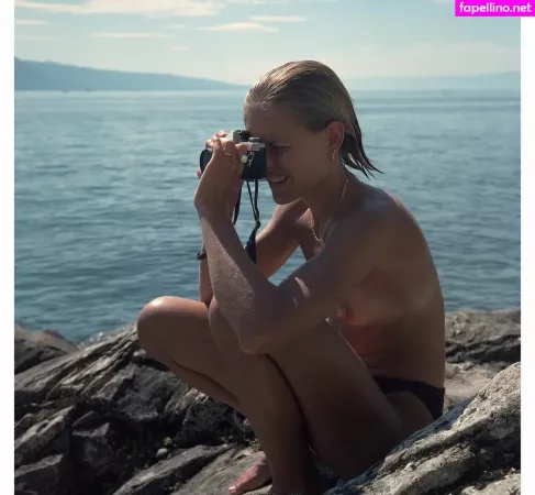 Chloe Kian OnlyFans Thumbnail #1ubPtNEZED