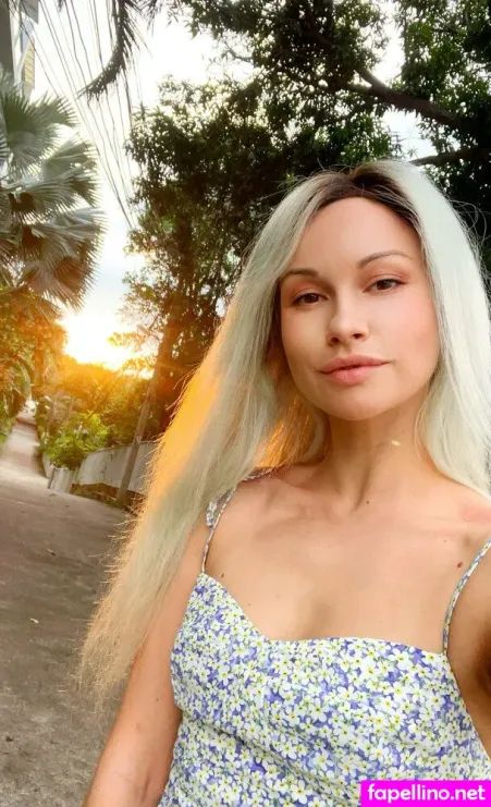 Chloe Kinkyy OnlyFans Thumbnail #iswi2X1EaI