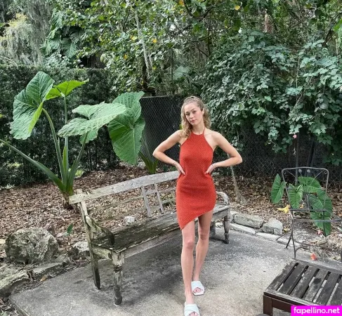 Chloe Lang OnlyFans Thumbnail #50ftA6RWcX