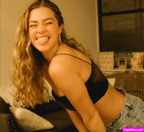 Chloe Lang OnlyFans Thumbnail #unDseEJKTQ