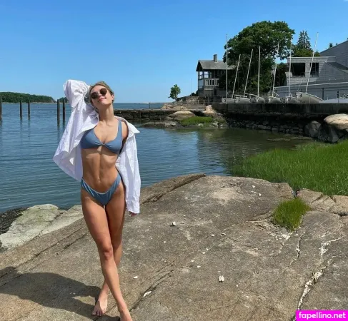 Chloe Lang Main Profile Photo