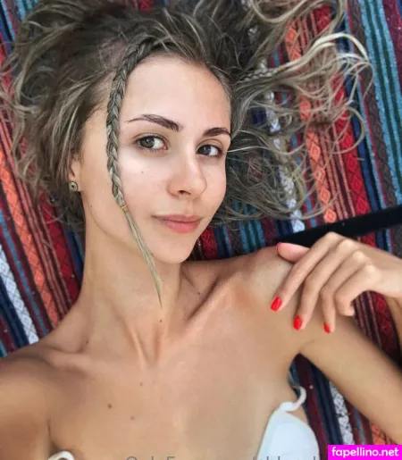 Chloe Leafs Free OnlyFans Thumbnail #IEZUe7NWcw