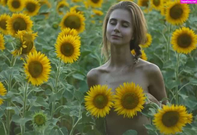 Chloe Leafs OnlyFans Thumbnail #4MhFP5kJQ8