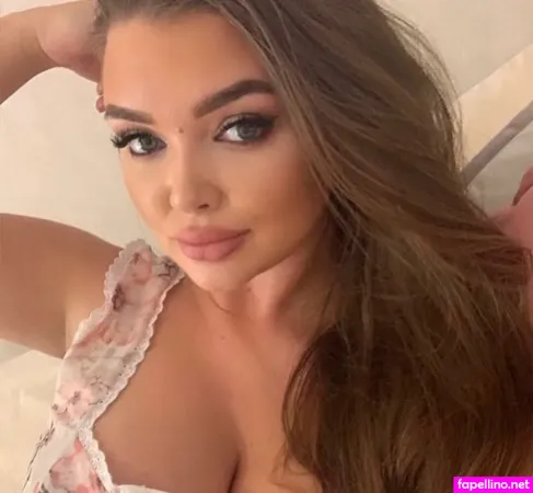 Chloe Lilly White OnlyFans Thumbnail #8f66fYKSs2