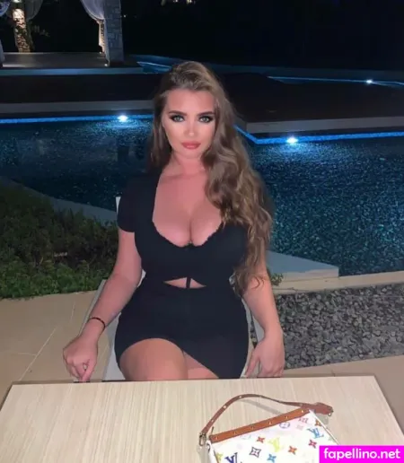 Chloe Lilly White OnlyFans Thumbnail #N7a1d8LHvy