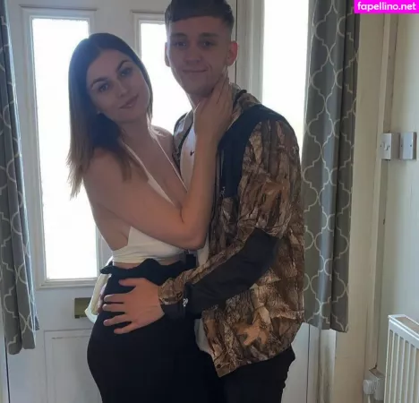 Chloe Louise Thomas OnlyFans Thumbnail #jE7J13fPc3