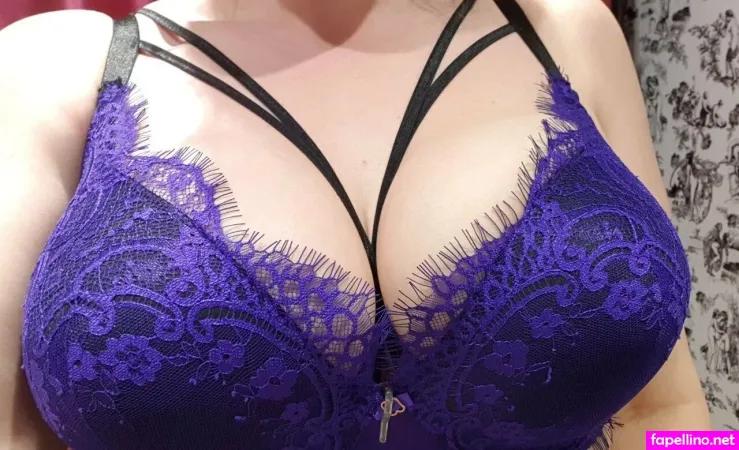 Chloe Louisex 1 OnlyFans Thumbnail #g2Xnfe7mgu