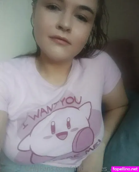 Chloe Loves Attention OnlyFans Thumbnail #DgygdPDkke