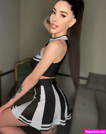 Chloe Magic OnlyFans Thumbnail #ALBMjBsMx4