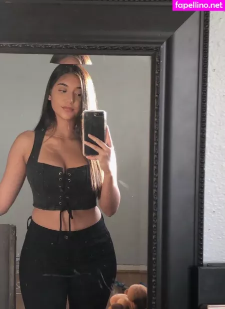 Chloe Medina OnlyFans Thumbnail #dz0ILlF9Pc