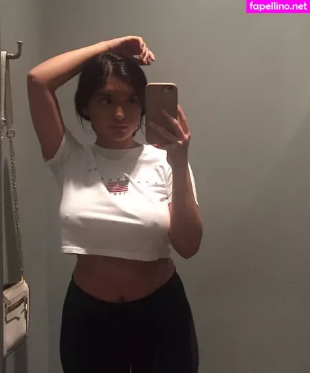 Chloe Medina OnlyFans Thumbnail #fZ08uqNQBQ