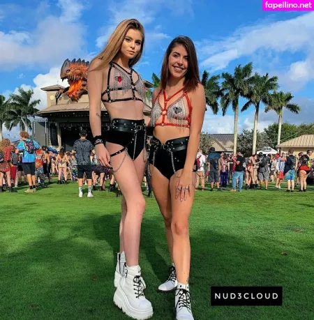 Chloe Mettenbrink OnlyFans Thumbnail #efr0IfiJeu