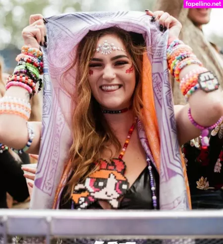 Chloe Moniz OnlyFans Thumbnail #8Ai0b1OdG2