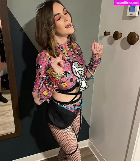 Chloe Moniz OnlyFans Thumbnail #TWvRkT6o0t