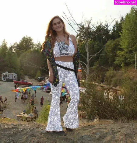 Chloe Moniz OnlyFans Thumbnail #cagbNQhH2j