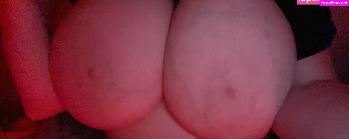 Chloe Nsfw OnlyFans Thumbnail #BcWUr5e5Ln