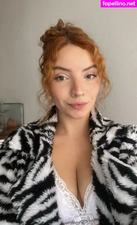 Chloe Parker OnlyFans Thumbnail #JVKLHSiTAW