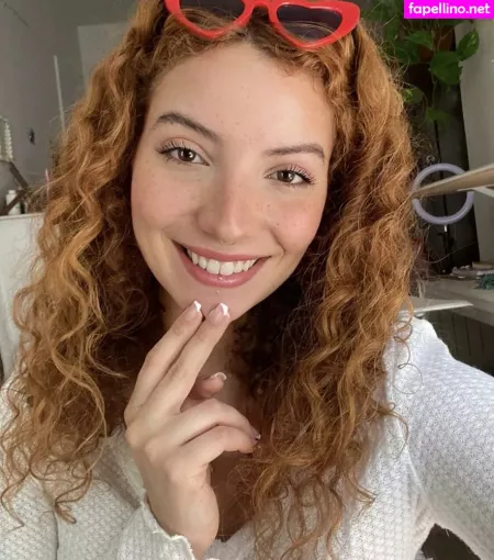 Chloe Parker OnlyFans Thumbnail #fLjmErjg51