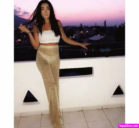 Chloe Reynolds OnlyFans Thumbnail #6CIat2UqyH