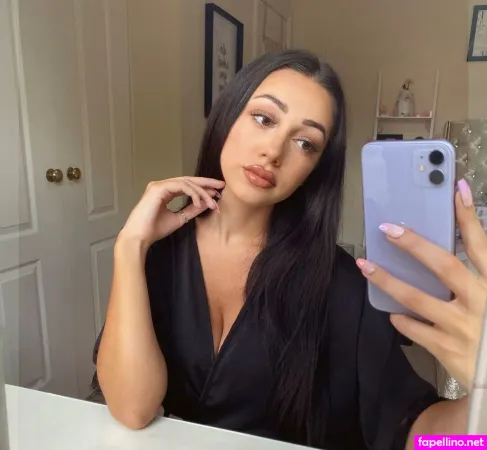 Chloe Reynolds OnlyFans Thumbnail #zlrXKk3HfG