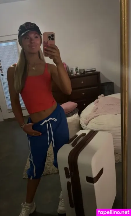 Chloe Rigdon OnlyFans Thumbnail #TiwIeOUyE8