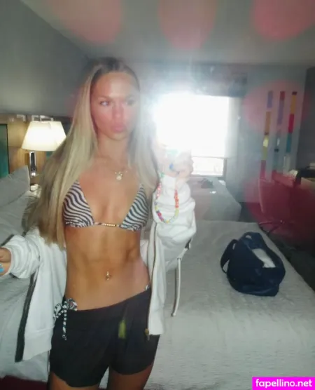 Chloe Rigdon OnlyFans Thumbnail #kKV6ynfhUw