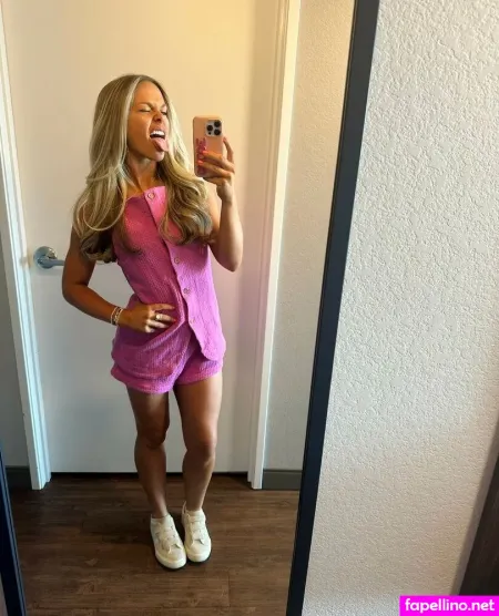 Chloe Rigdon OnlyFans Thumbnail #lYyVPJVkTQ