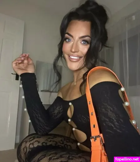 Chloe Scannell OnlyFans Thumbnail #Ub0heElBiY