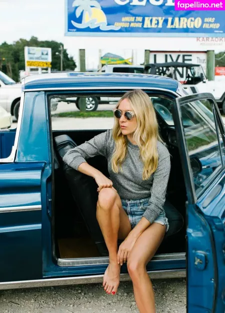 Chloe Sevigny OnlyFans Thumbnail #36Tg4ZRglQ