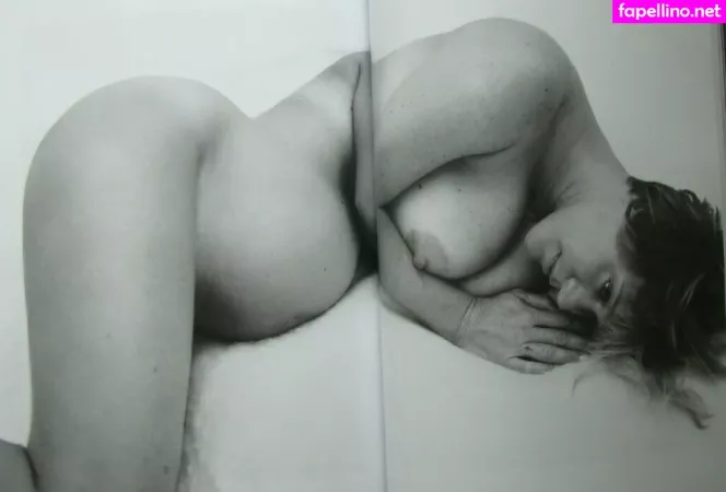 Chloe Sevigny OnlyFans Thumbnail #7YFmeemonU