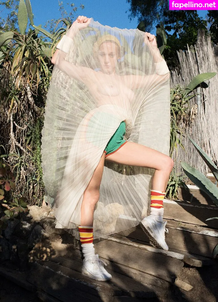 chloessevigny Nude Leaked OnlyFans Photo #8alUfrEkta
