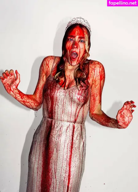 Chloe Sevigny OnlyFans Thumbnail #C1s9bc0JF1