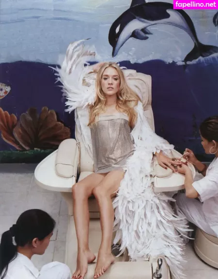 Chloe Sevigny OnlyFans Thumbnail #kRSSd3imnF