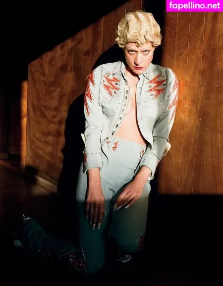 Chloe Sevigny OnlyFans Thumbnail #zwzjCVNgxz